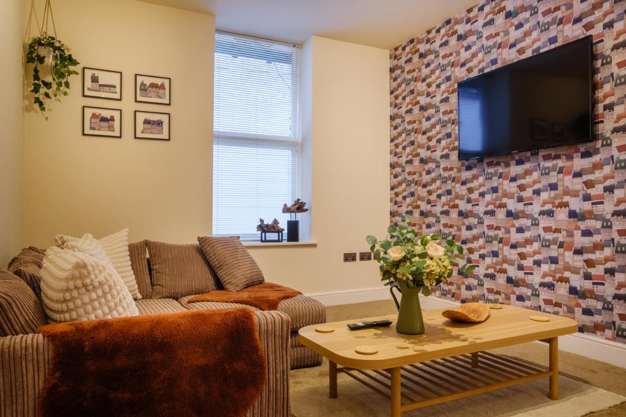The Old Antiques Warehouse: Vintage Flat with Health Club Access Apartment Bowness-on-Windermere Exterior photo